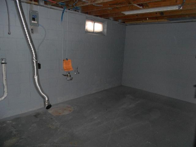 555 Montezuma Road Benton Harbor, MI 49022 - Photo 6 of 19 Additional Photo