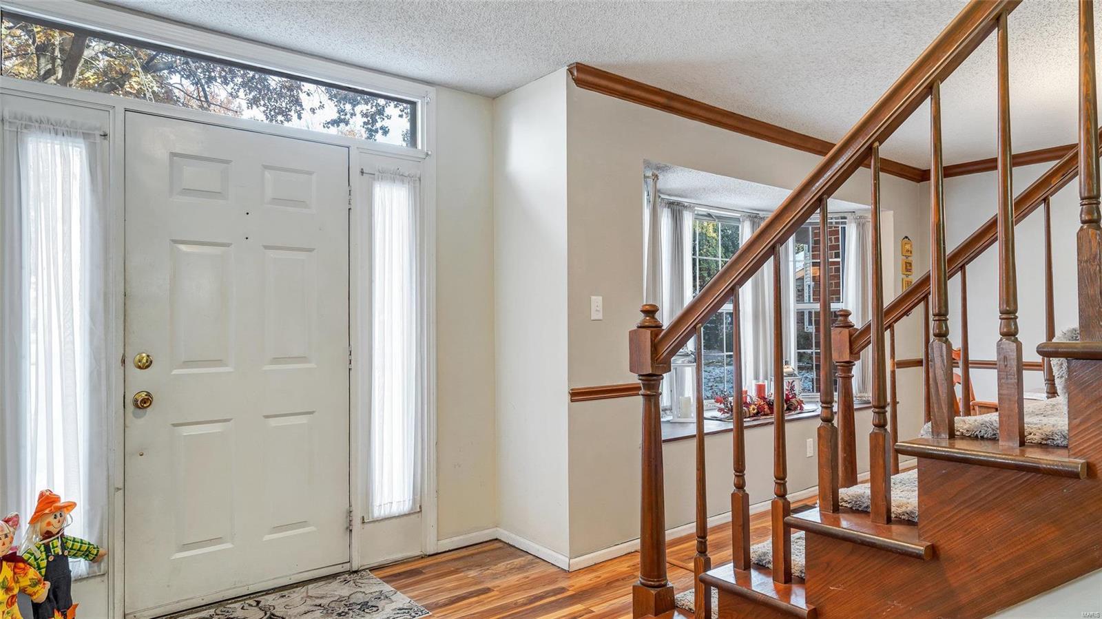 7122 Underoak Road St. Louis, MO 63129 - Photo 2 of 37 Gallery Image 2