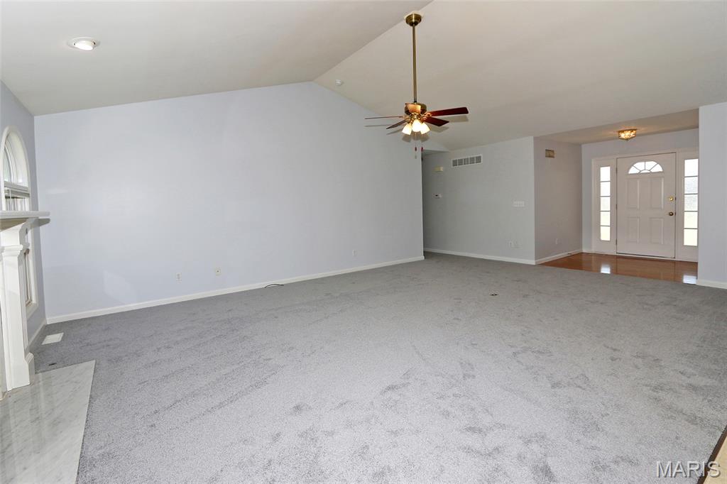 204 Jacobs Way St. Peters, MO 63376 - Photo 5 of 29