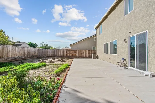 $645,000 | 2126 Grapevine Drive, Livingston, CA 95334