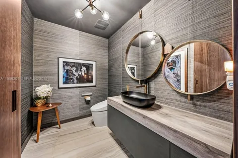 $10,495,000 | 2200 North Ocean Boulevard, Unit S1704/05, Fort Lauderdale, FL 33305