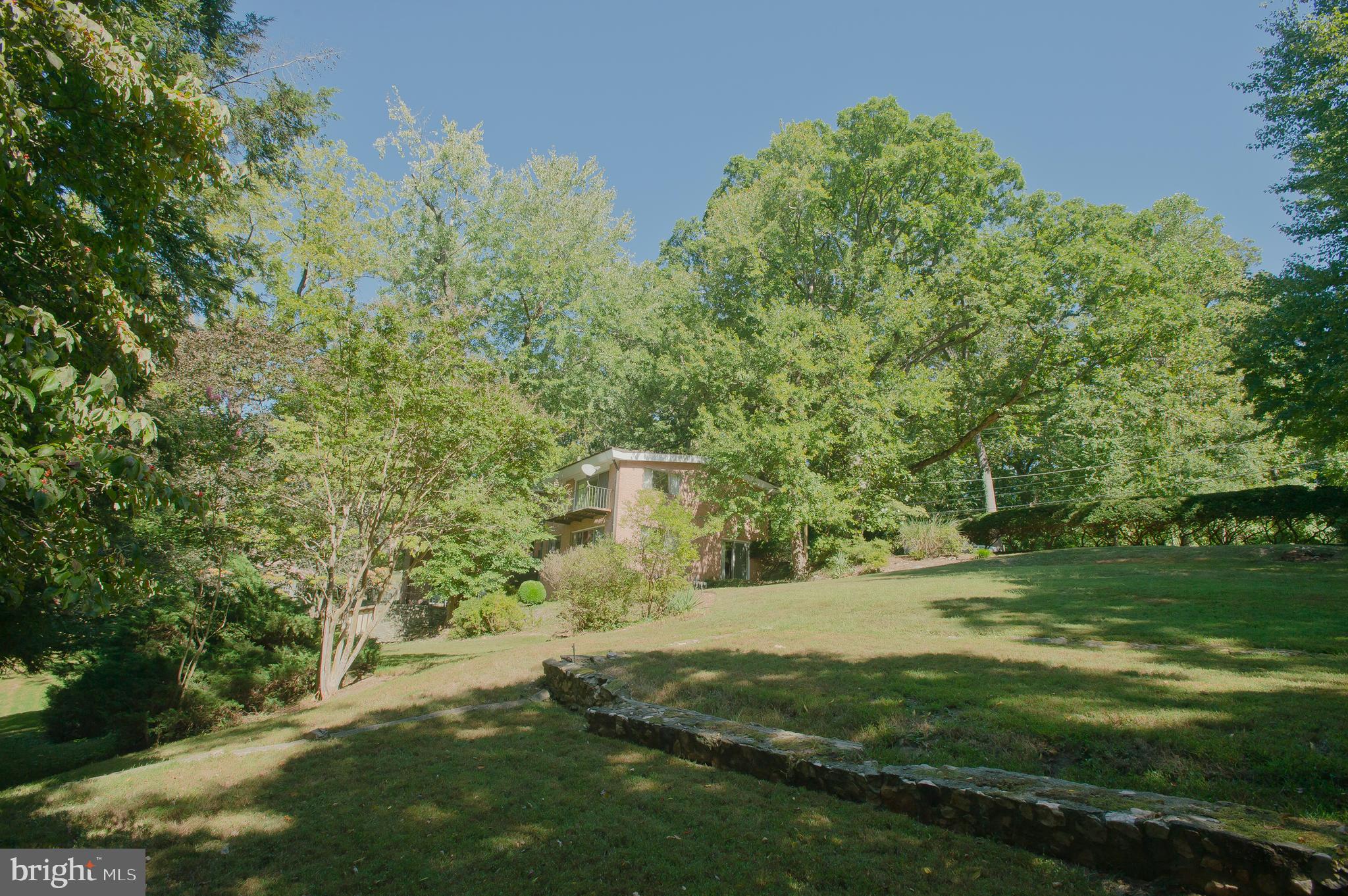 2662 Chain Bridge Road Northwest Washington, DC 20016 - Photo 8 of 9 Gallery Image 8