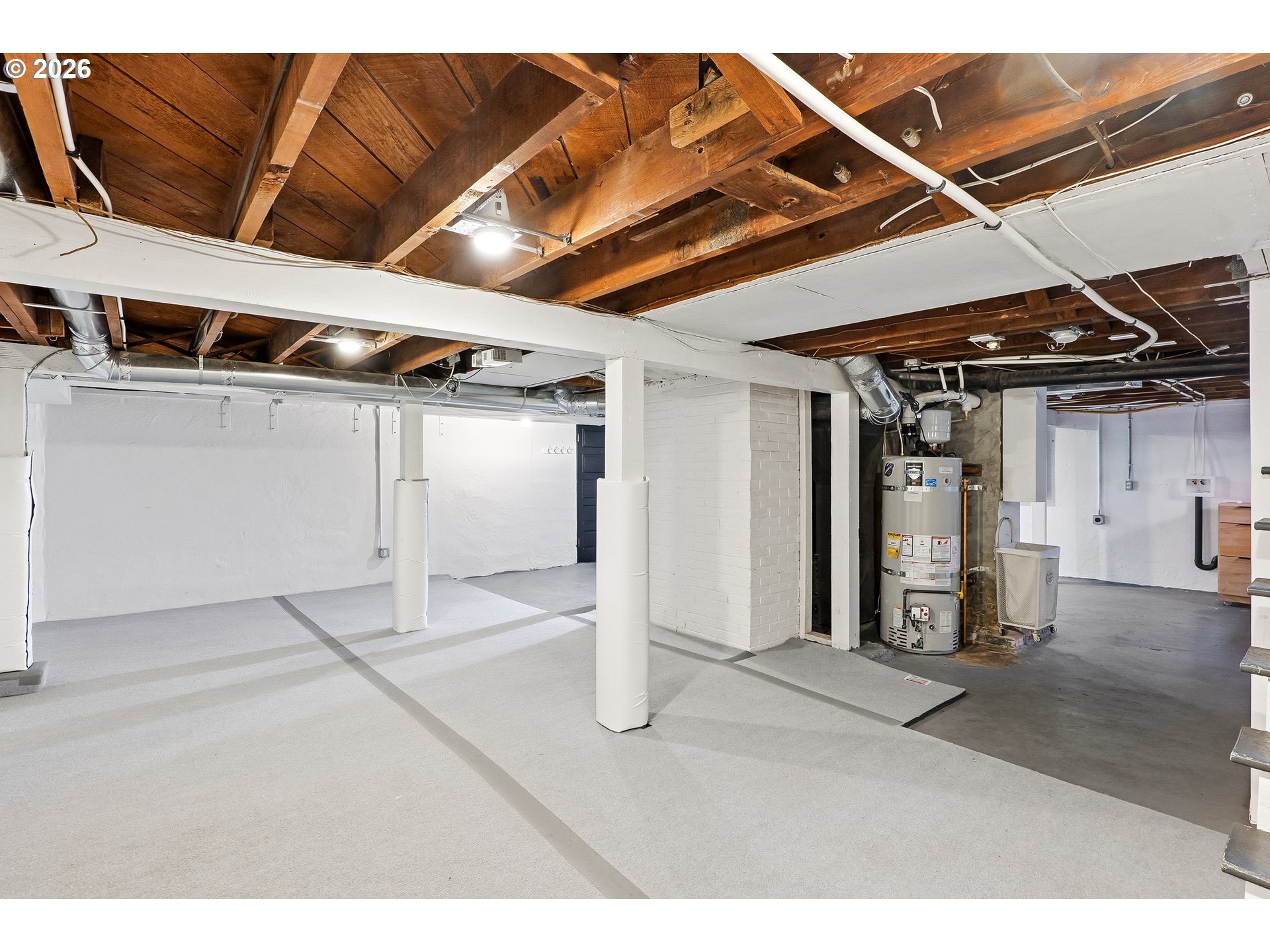 2128 Southwest Edgewood Road Portland, OR 97201 - Photo 19 of 28 Gallery Image 19