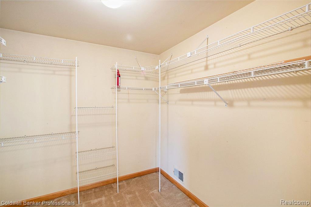 1248 Frick Road Leonard, MI 48367 - Photo 35 of 68