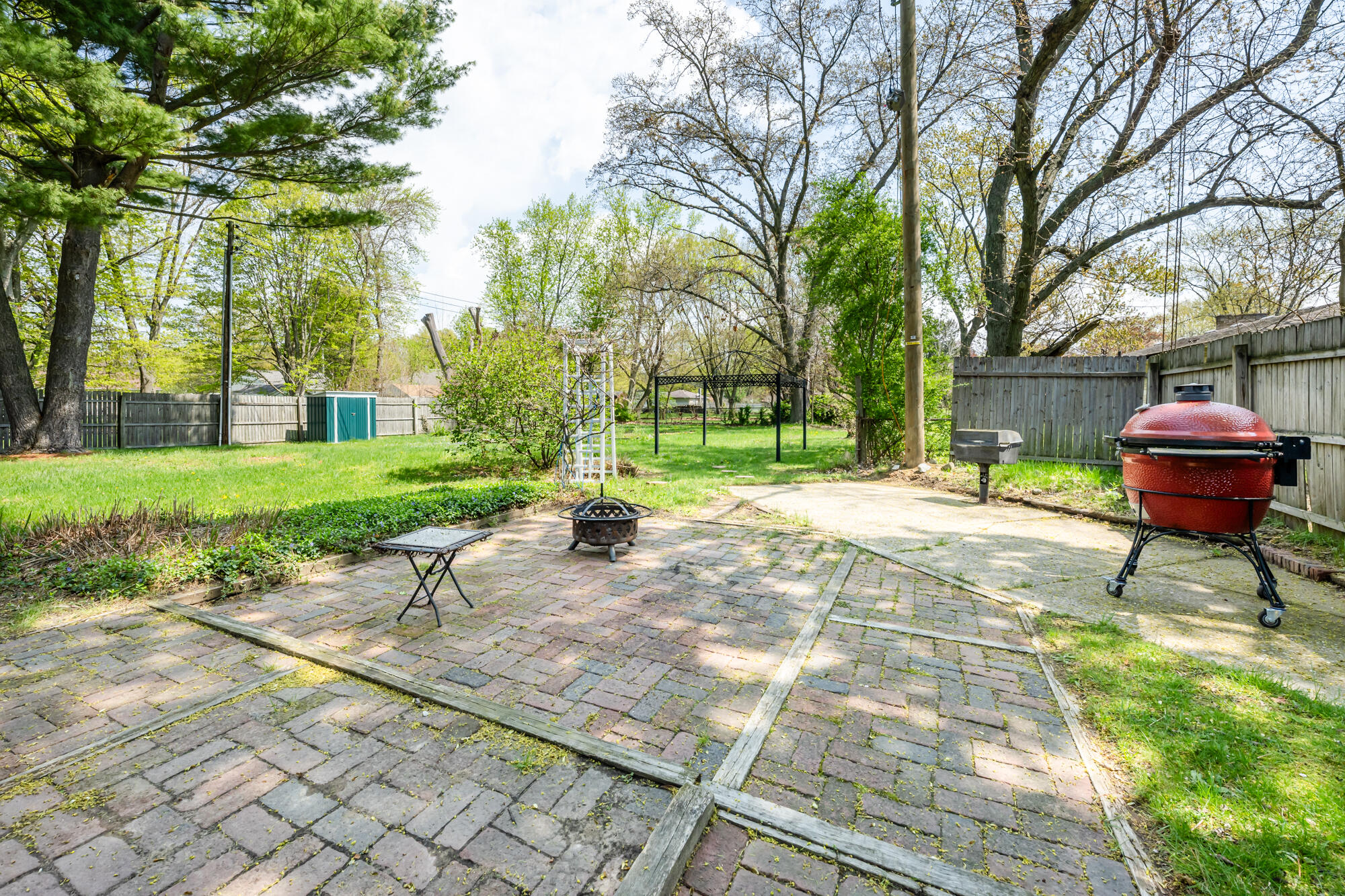 2099 Russell Road Benton Harbor, MI 49022 - Photo 34 of 36 Russell-134