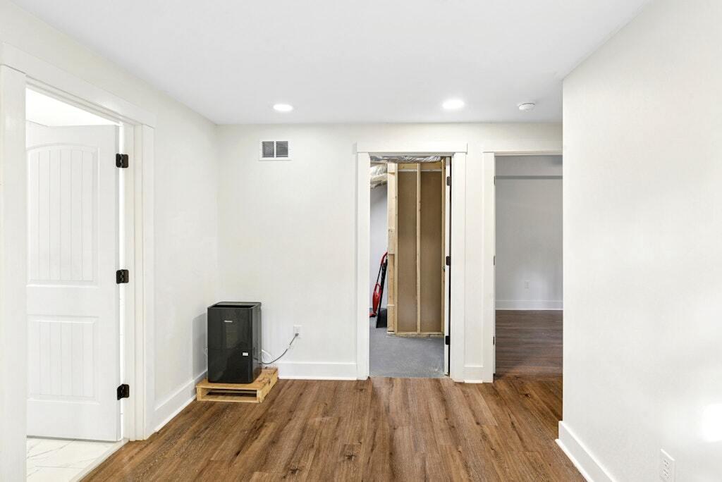 206 West Five Notch Road North Augusta, SC 29841 - Photo 25 of 38 Downstairs Hallway
