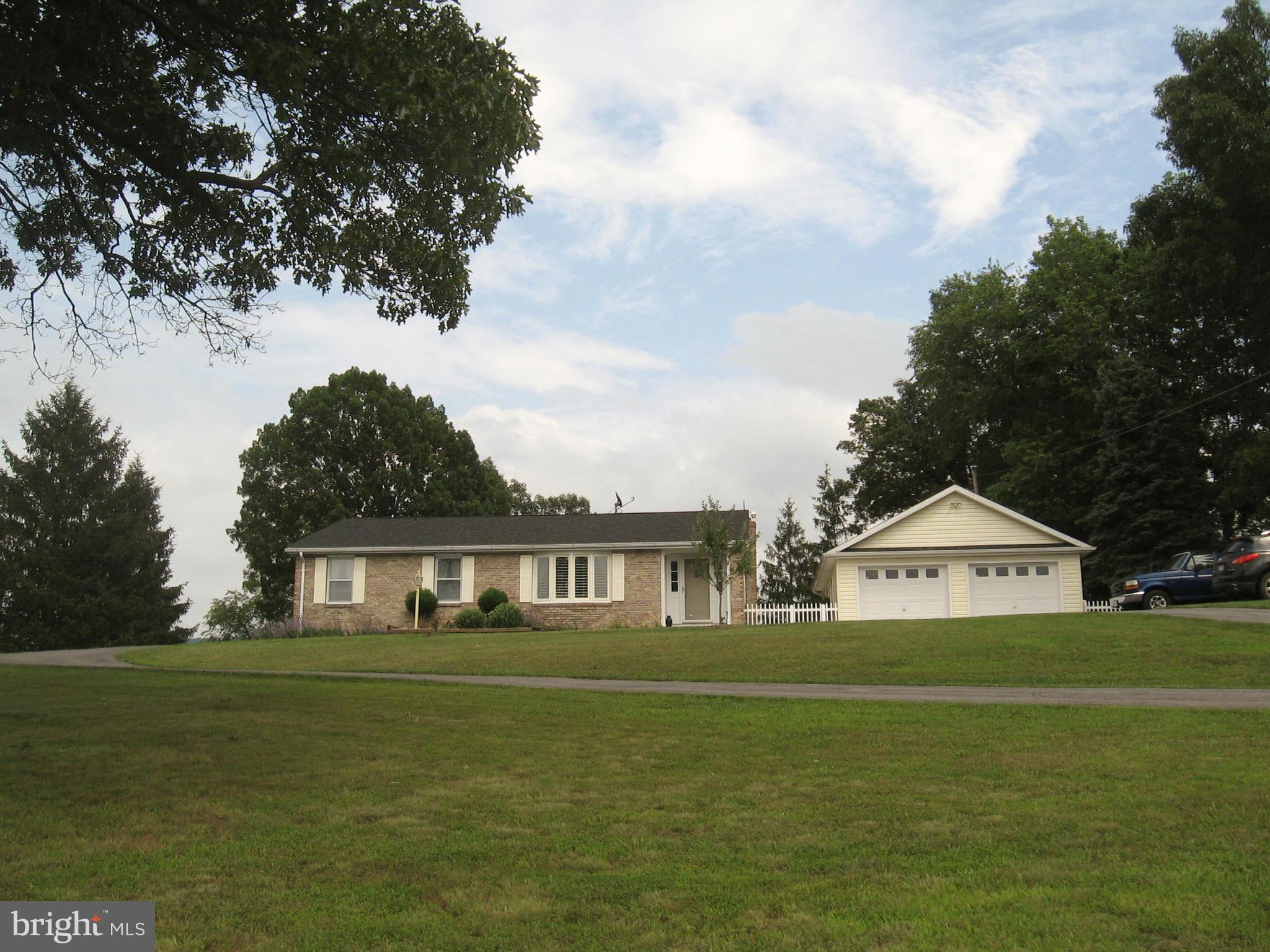 2475 Highland Ridge Road Berkeley Springs, WV 25411 - Photo 3 of 30 Exterior (Front)