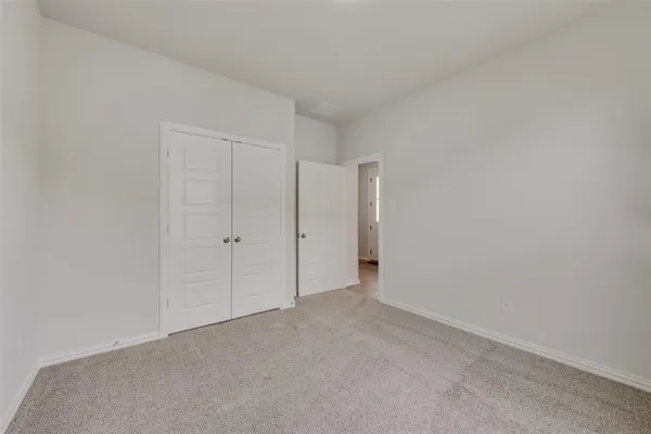 $326,990 | 525 Marcus Lane, Crowley, TX 76036