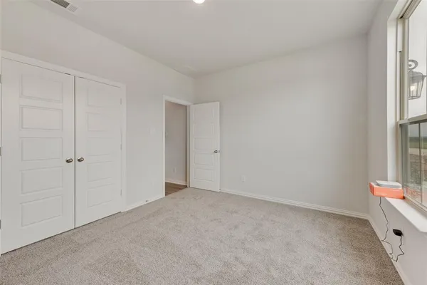 $326,990 | 525 Marcus Lane, Crowley, TX 76036