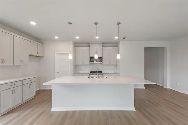 $326,990 | 525 Marcus Lane, Crowley, TX 76036