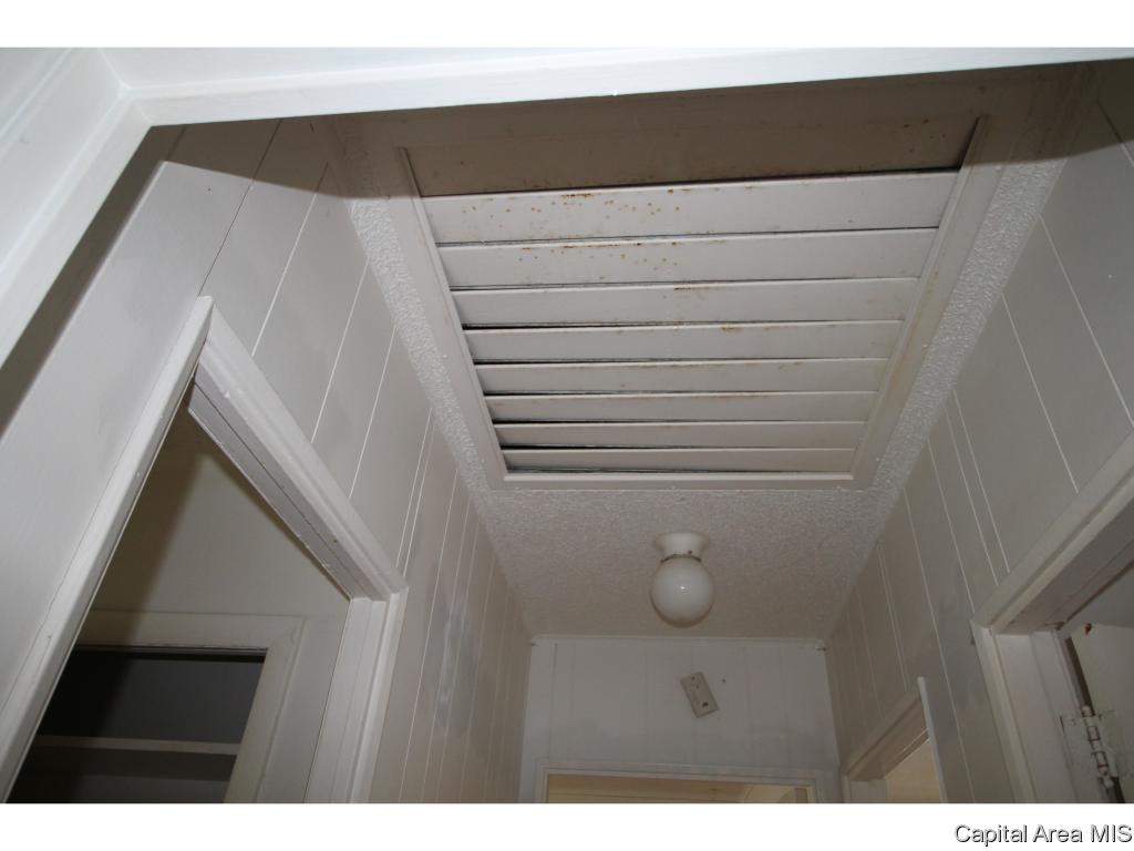 3305 Normandy Road Springfield, IL 62703 - Photo 6 of 7