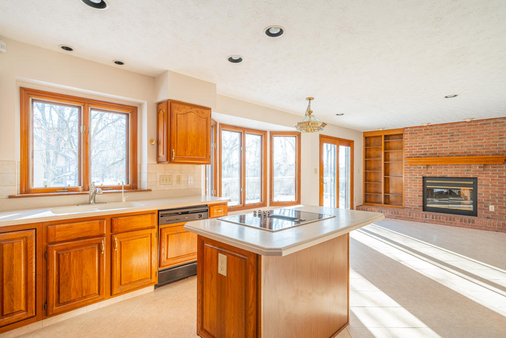 2210 Briggs Road Centerville, OH 45459 - Photo 8 of 65
