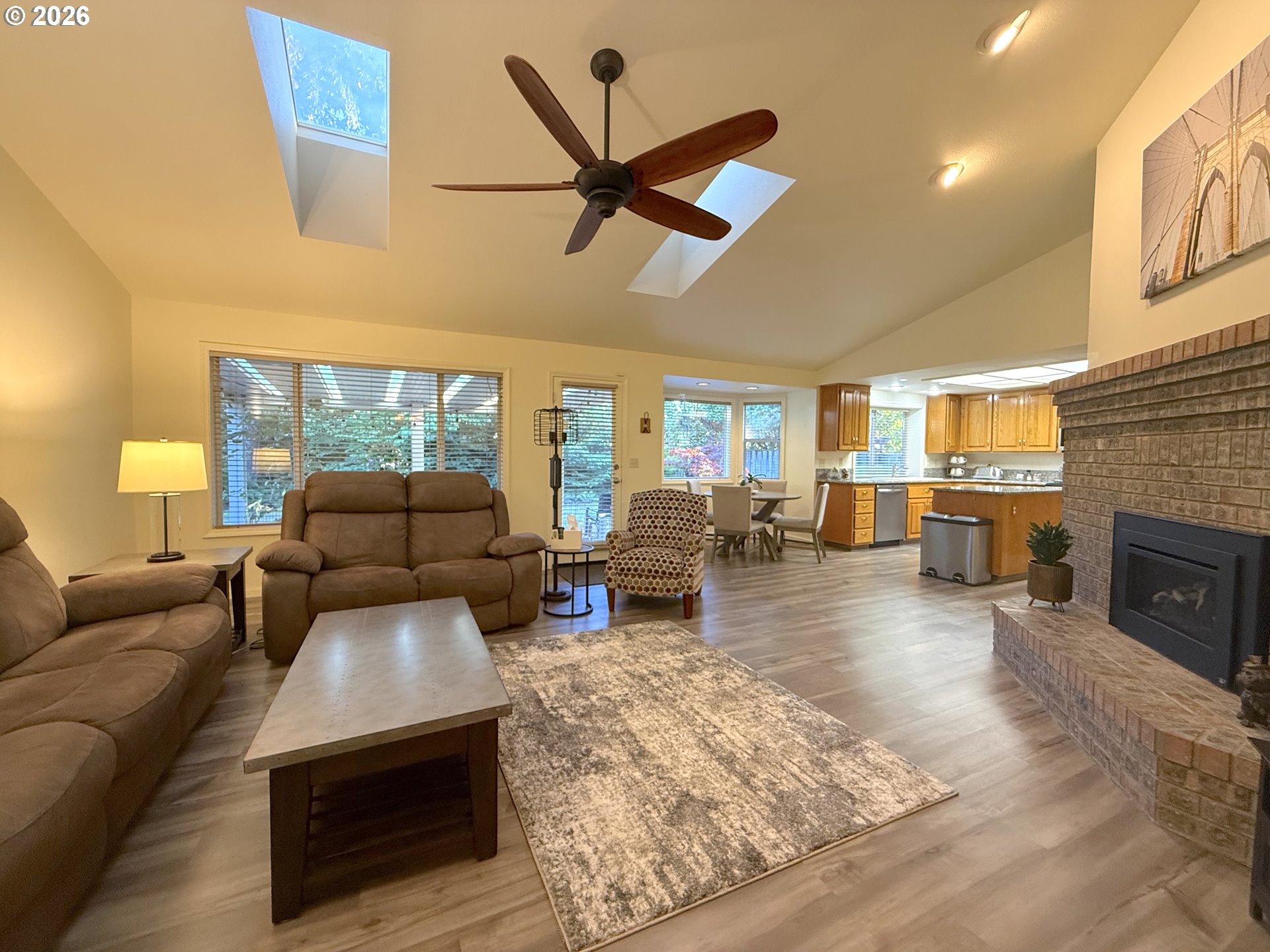 1487 Kyiv Street Springfield, OR 97477 - Photo 10 of 48 Family Room
