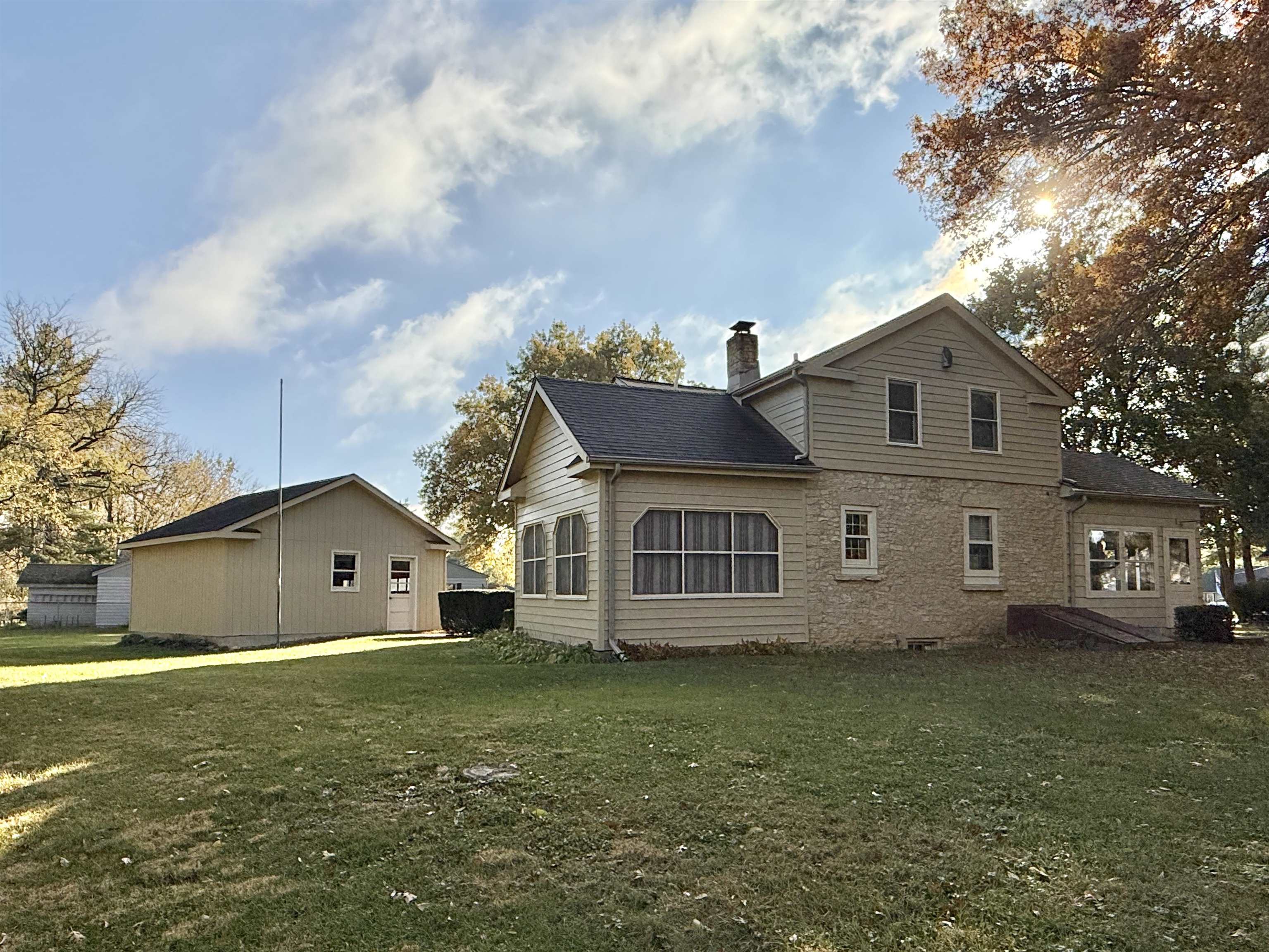 702 Washington Street Rockton, IL 61072 - Photo 29 of 29 a view of a house with a garden