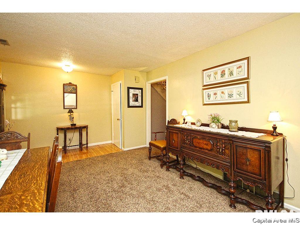 2803 Ticonderoga Street Springfield, IL 62704 - Photo 4 of 29