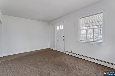 $450,000 | 140 Palsa Avenue, Elmwood Park, NJ 07407