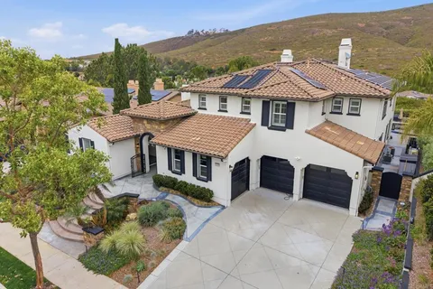 $3,750,000 | 3579 Calle Palmito, Carlsbad, CA 92009