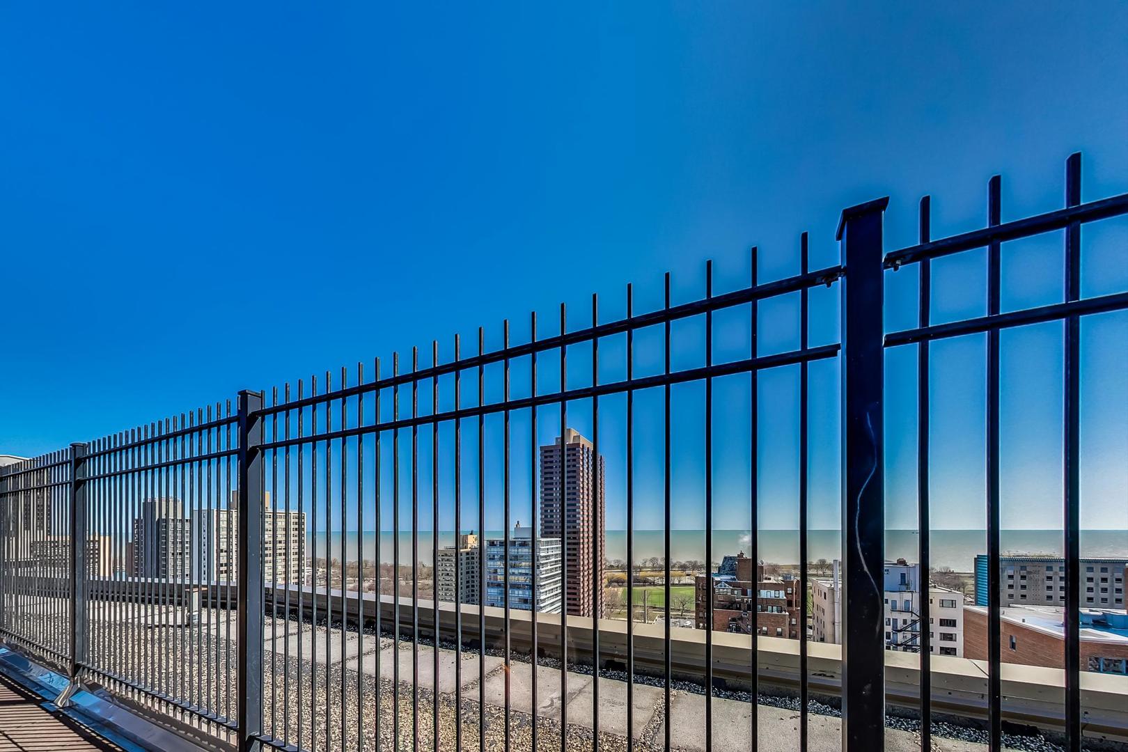 2930 North Sheridan Road, Unit 811 Chicago, IL 60657 - Photo 44 of 52