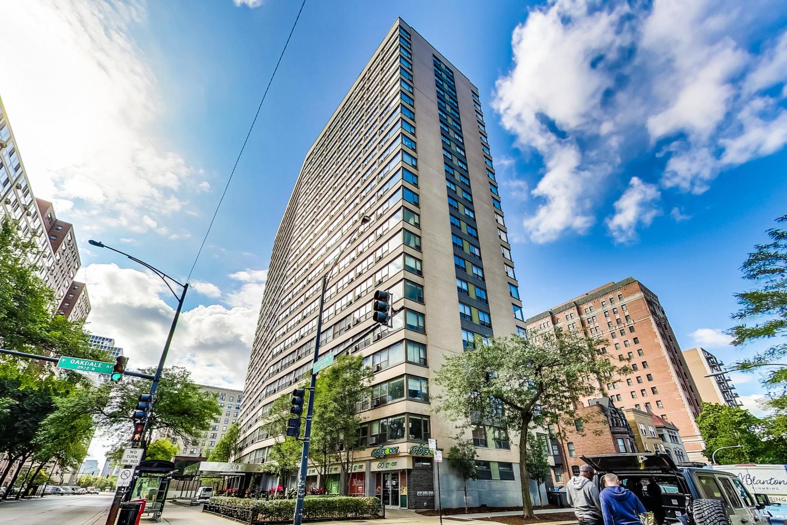 2930 North Sheridan Road, Unit 811 Chicago, IL 60657 - Photo 5 of 52 a view of a tall building next to a road