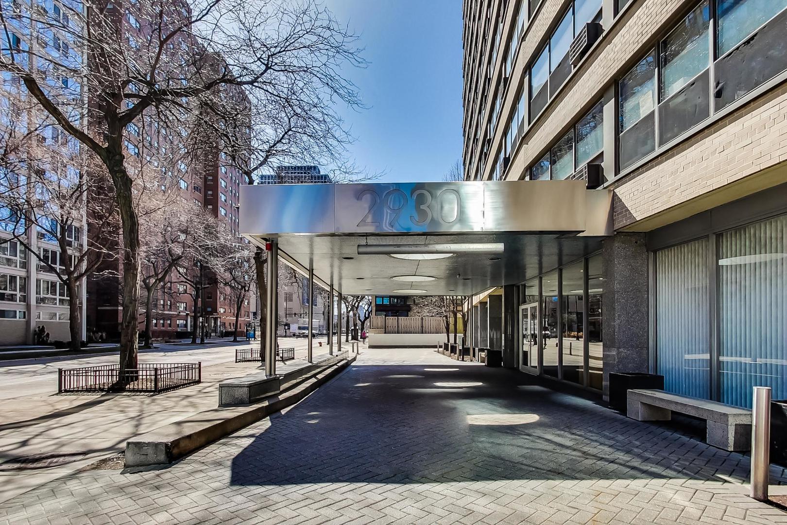 2930 North Sheridan Road, Unit 811 Chicago, IL 60657 - Photo 9 of 52 a view of a building with street view