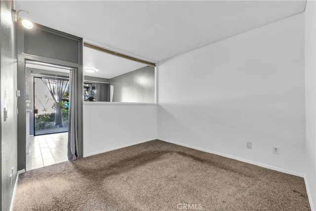 $399,990 | 10550 Lakeside Drive North, Unit E, Garden Grove, CA 92840