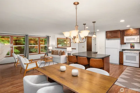 $985,000 | 13820 27th Street Southeast, Snohomish, WA 98290