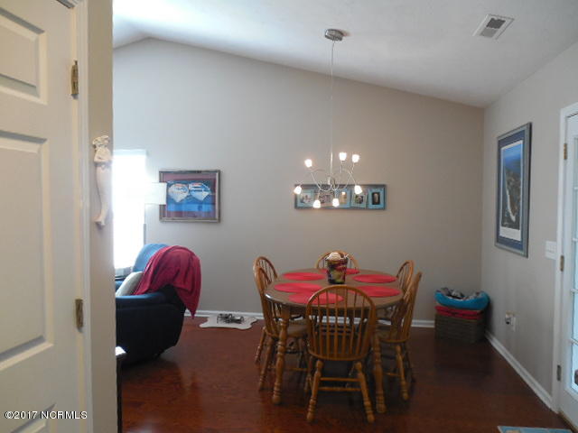 5141 Long Pointe Road Wilmington, NC 28409 - Photo 9 of 25 Dining area