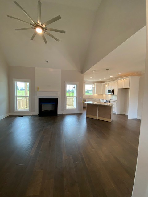 801 Calista Road White House, TN 37188 - Photo 4 of 23 Gallery Image 4