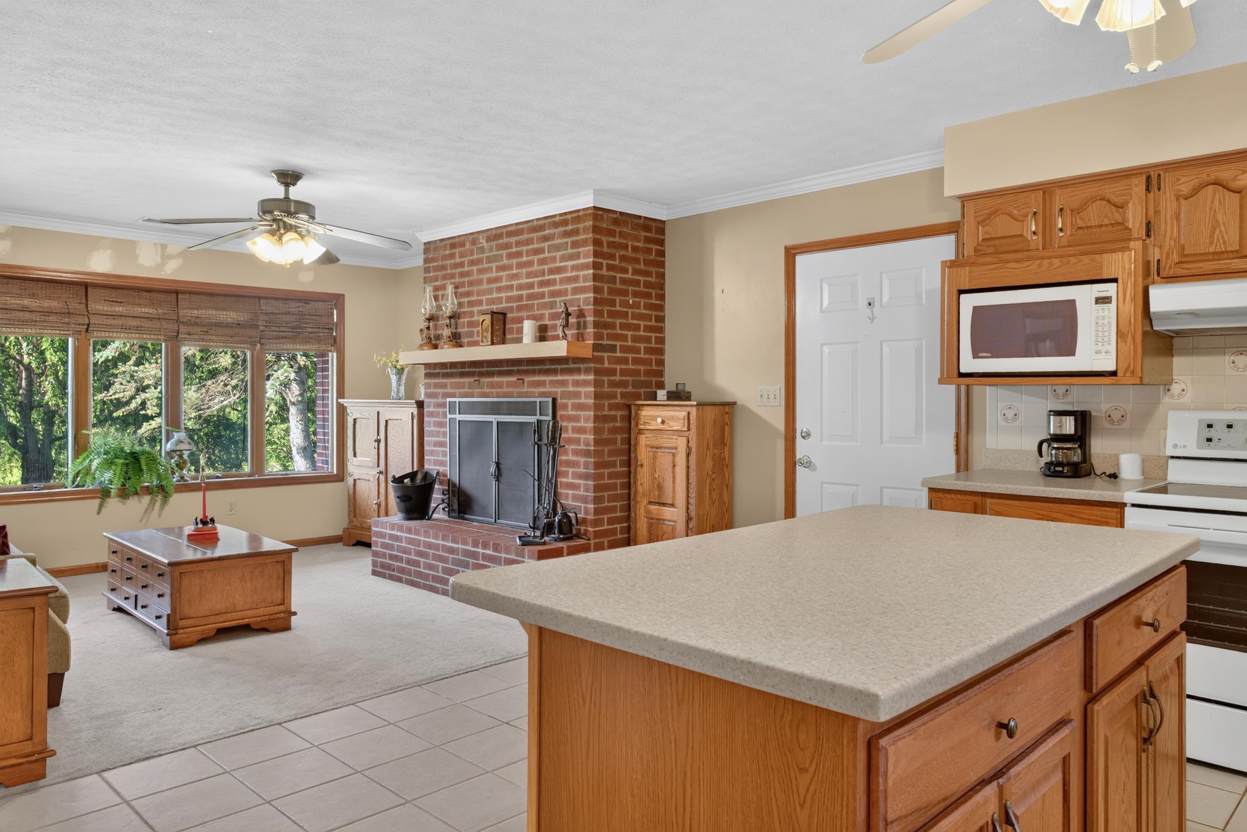 361 Howardsville Road Staunton, VA 24401 - Photo 8 of 45