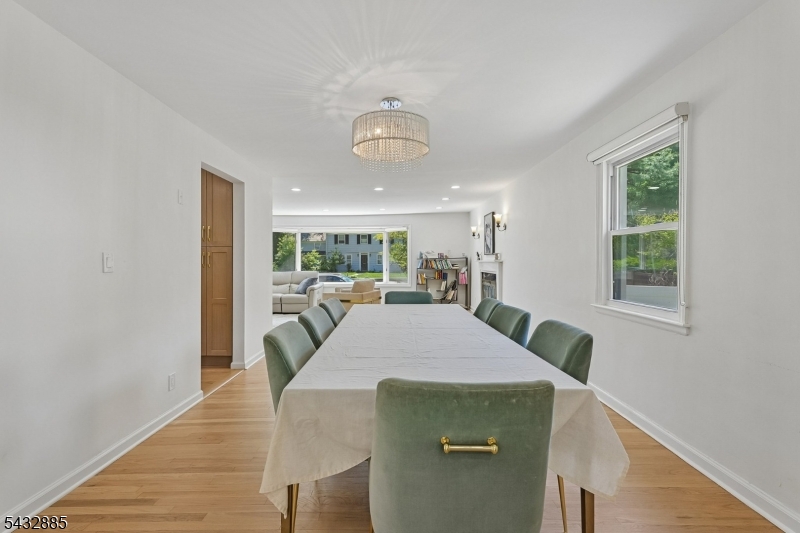 215 Exeter Way Hillside, NJ 07205 - Photo 18 of 34