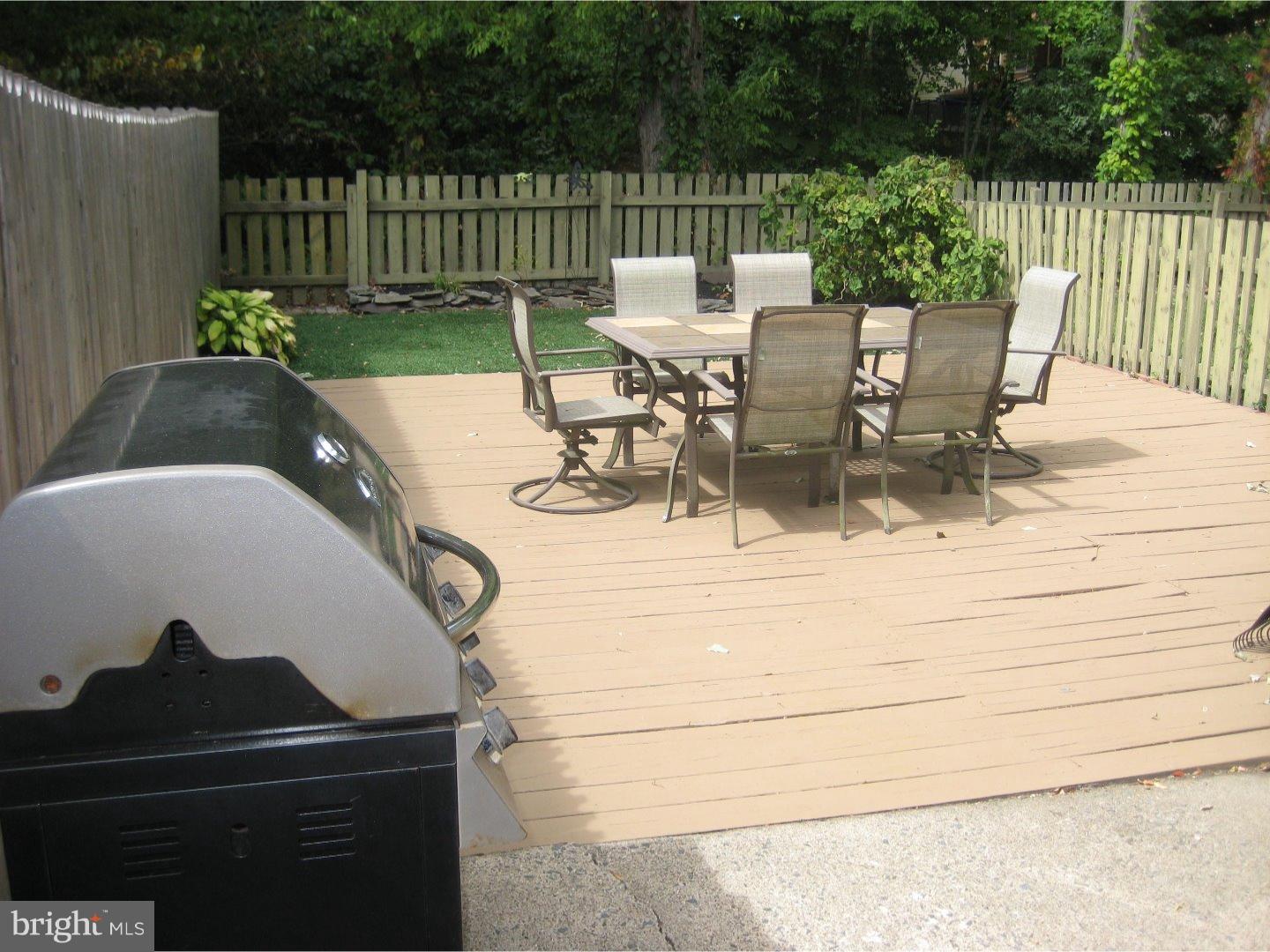 50 Stonegate Road Quakertown, PA 18951 - Photo 24 of 25 Deck
