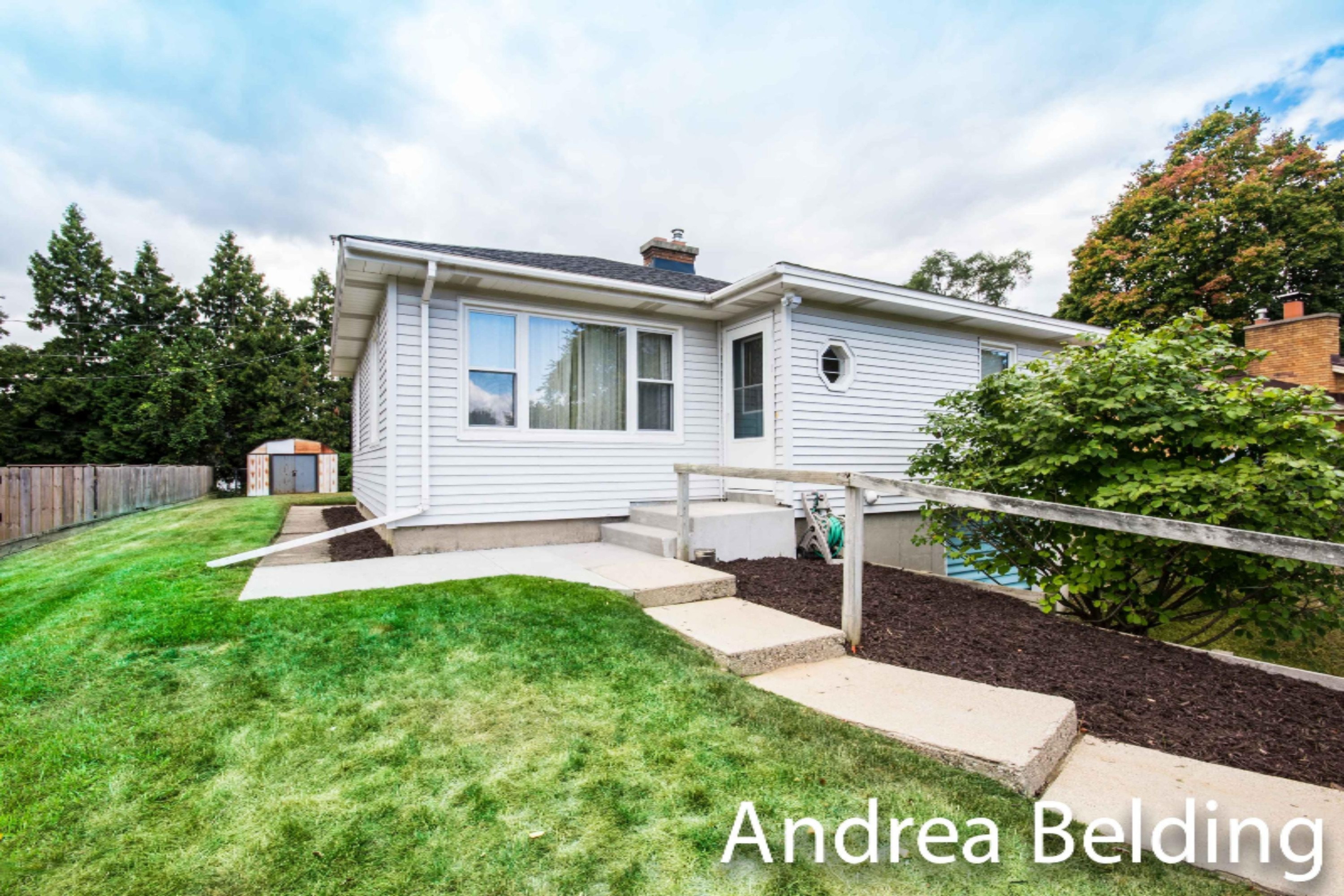 2110 Hamstead Road Northwest Grand Rapids, MI 49504 - Photo 1 of 25 KHP_7479
