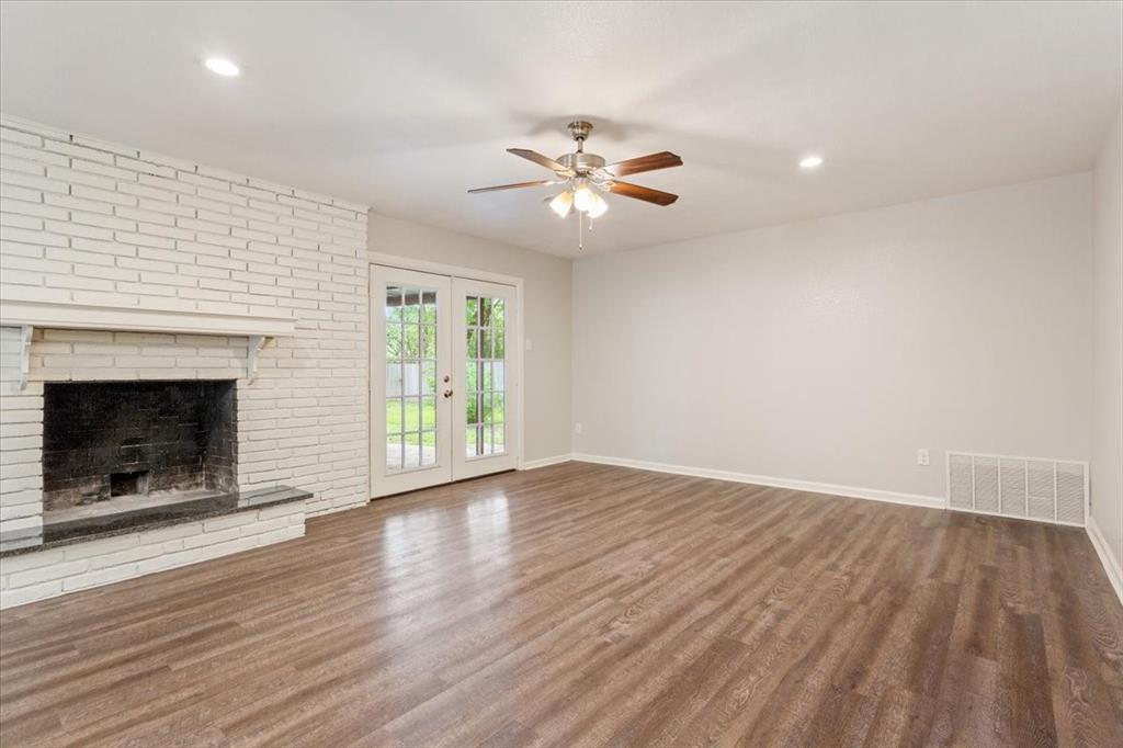 2025 Lenamon Street Waco, TX 76710 - Photo 5 of 24