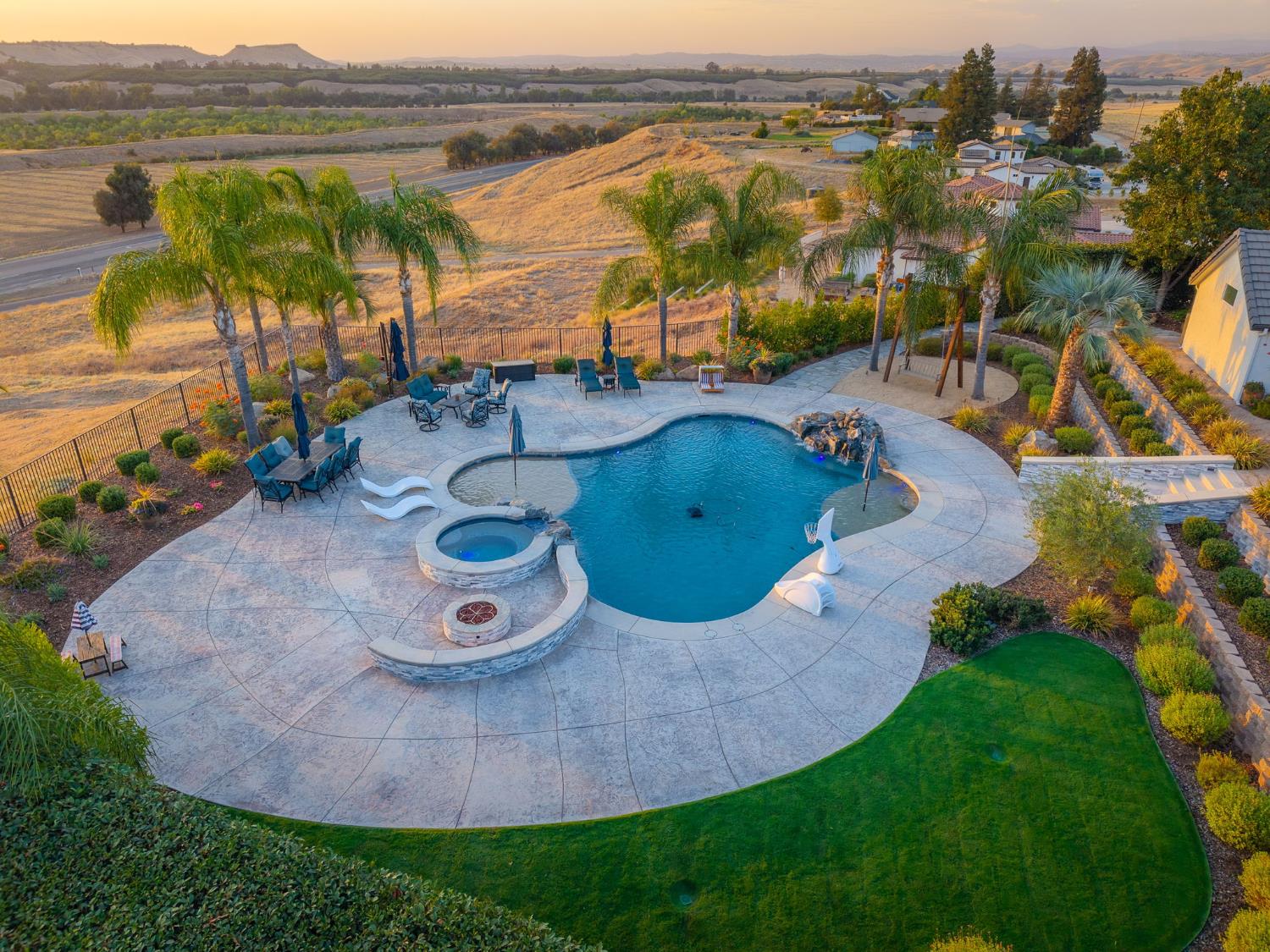 15640 North Friant Road Friant, CA 93626 - Photo 4 of 67 Gallery Image 4