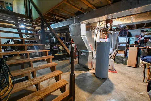 $350,000 | 11270 Northeast 1351st Road, Osceola, MO 64776