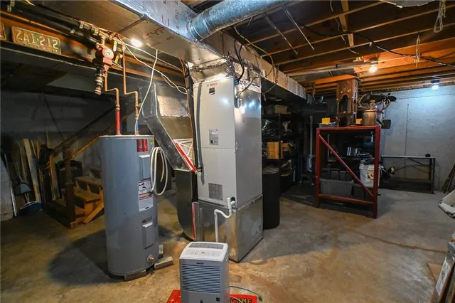 $350,000 | 11270 Northeast 1351st Road, Osceola, MO 64776