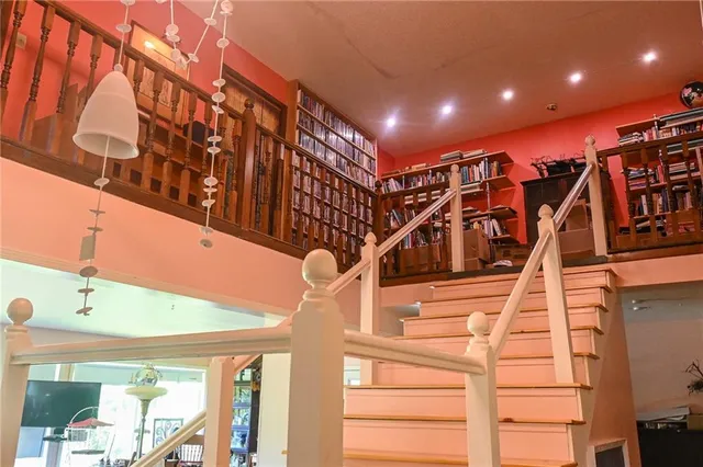 $350,000 | 11270 Northeast 1351st Road, Osceola, MO 64776