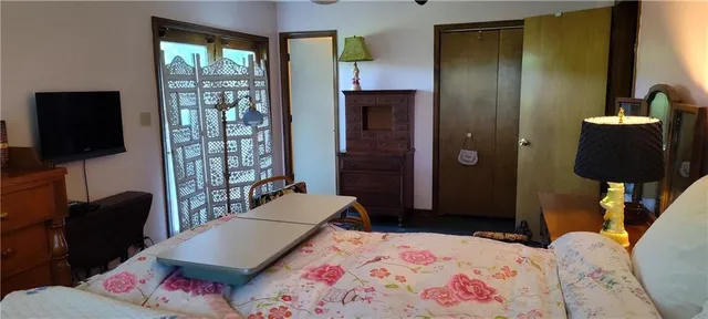 $350,000 | 11270 Northeast 1351st Road, Osceola, MO 64776