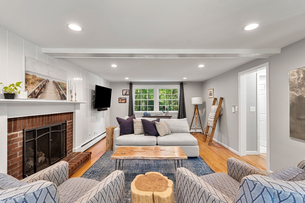 212 Common Lane Beverly, MA 01915 - Photo 2 of 22