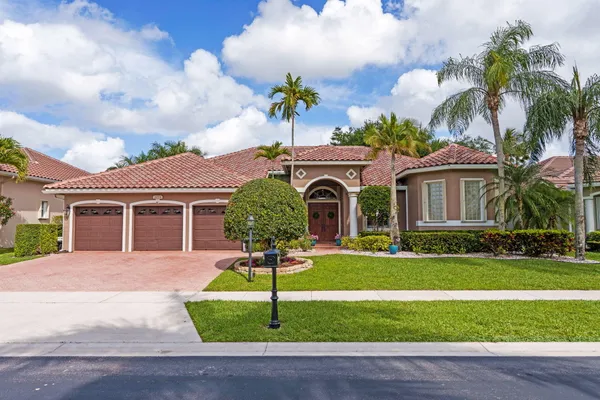 $1,285,000 | 21704 Fall River Drive, Boca Raton, FL 33428