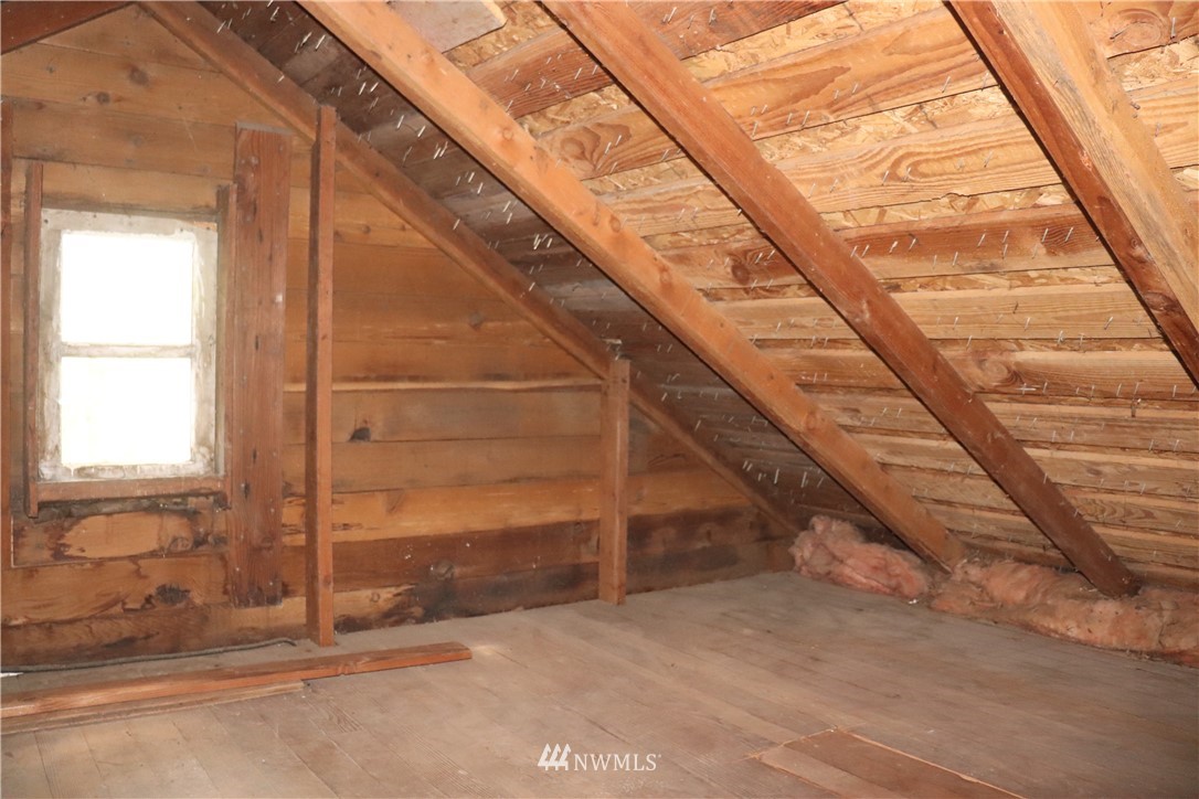 4004 Pleasant Hill Road Kelso, WA 98626 - Photo 24 of 34 Gallery Image 24