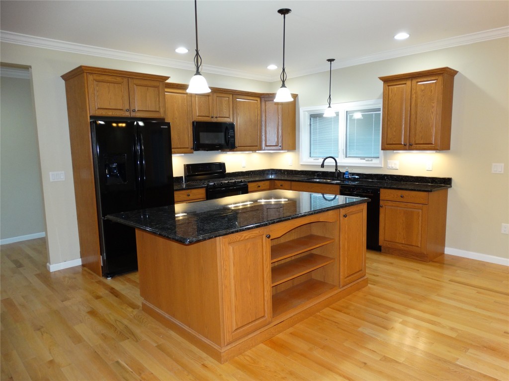 2 Eagle Drive Endicott, NY 13760 - Photo 3 of 20