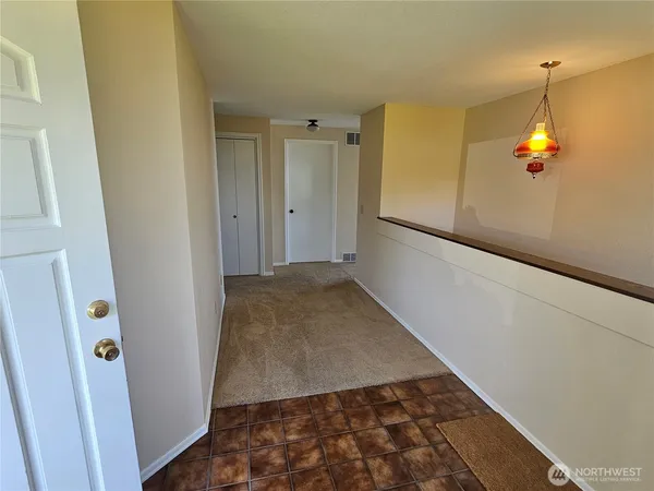 $2,800 | 1426 West 4th Street, Port Angeles, WA 98363