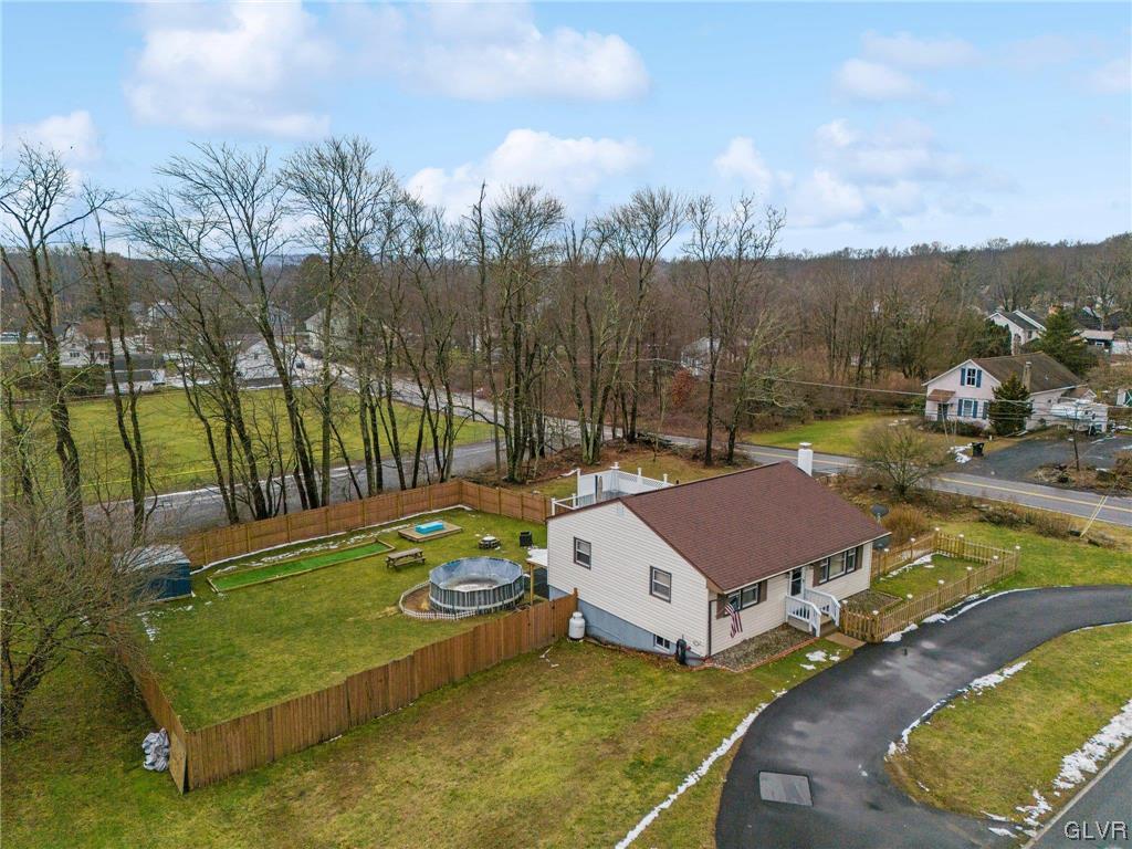11 Forest Road Bangor, PA 18013 - Photo 5 of 33 Gallery Image 5