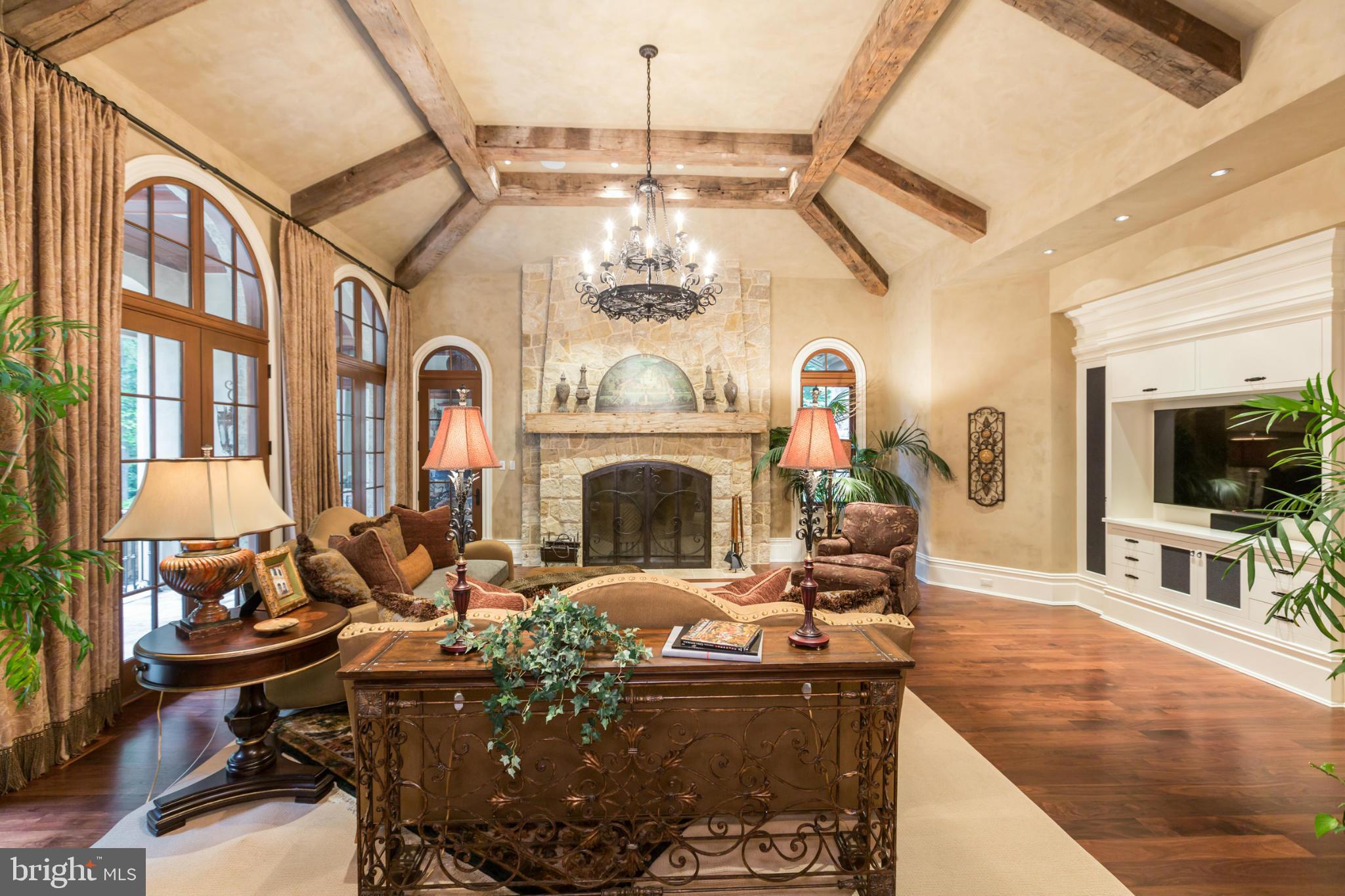 801 Turkey Run Road McLean, VA 22101 - Photo 16 of 31 Family Room