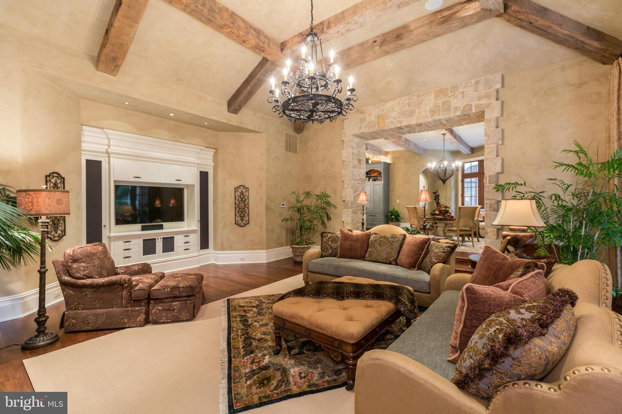 801 Turkey Run Road McLean, VA 22101 - Photo 18 of 31 Family Room