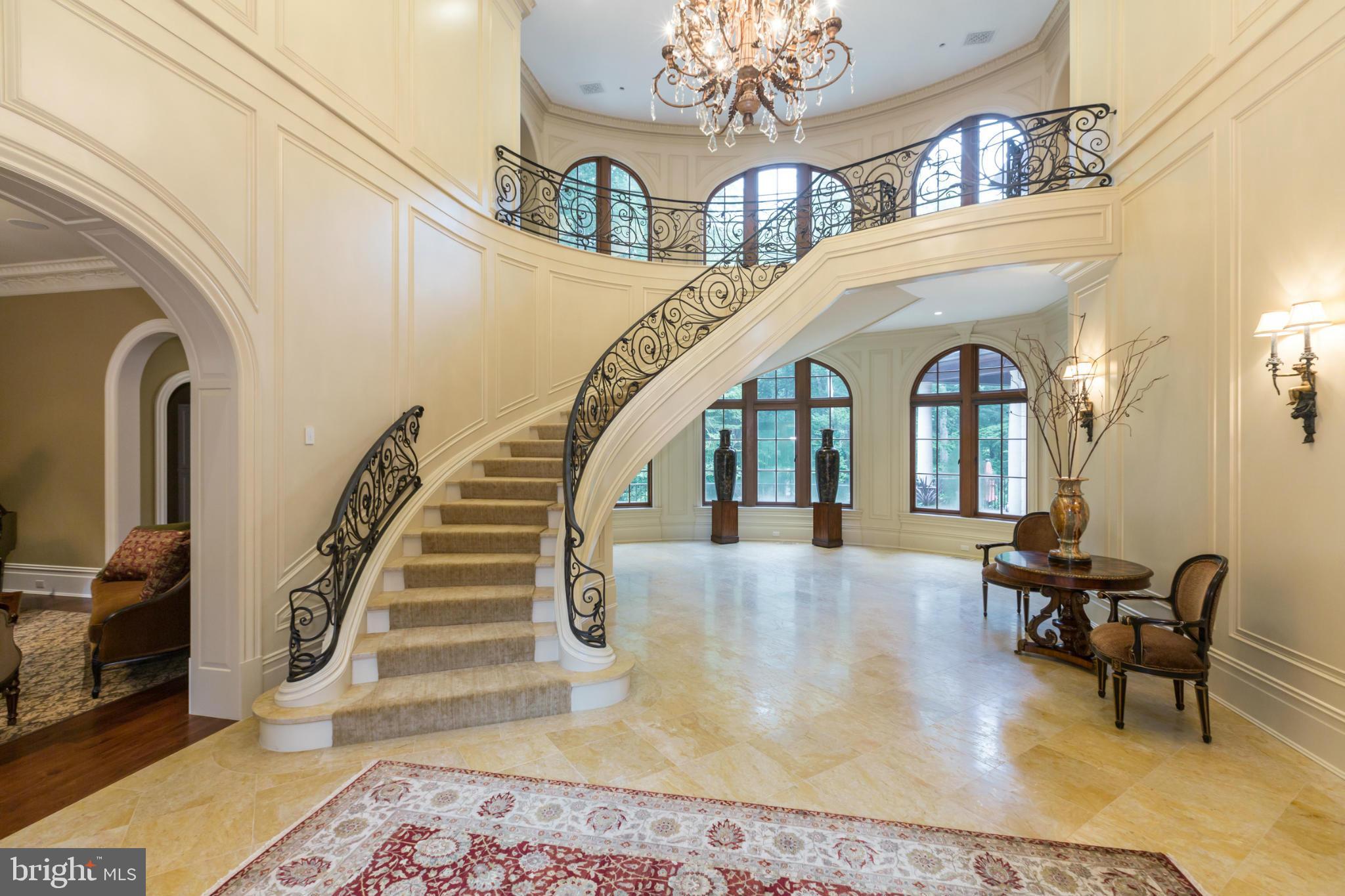 801 Turkey Run Road McLean, VA 22101 - Photo 3 of 31 Interior (General)