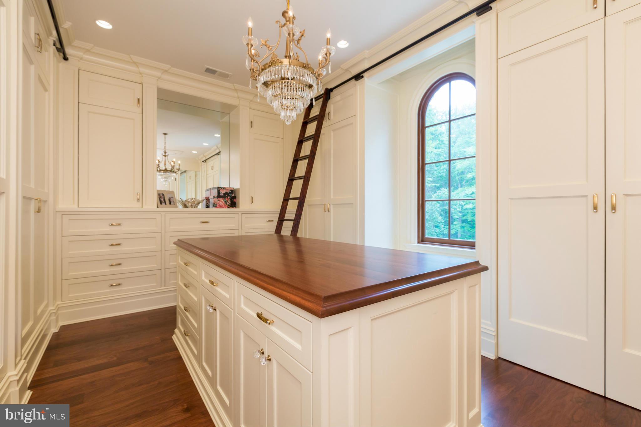 801 Turkey Run Road McLean, VA 22101 - Photo 27 of 31 Bedroom (Master)