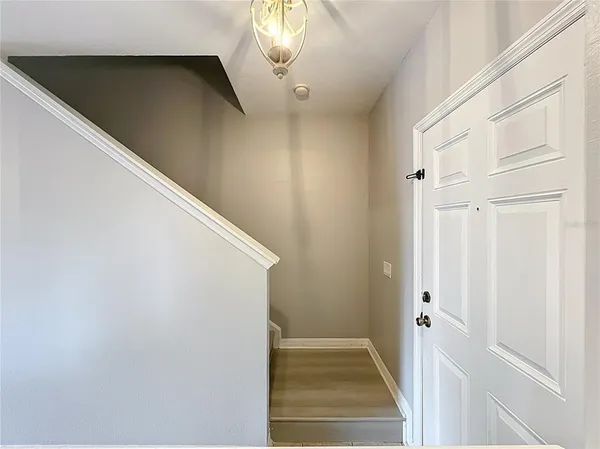 $1,950 | 3309 Wilshire Way Road, Unit 3, Orlando, FL 32829