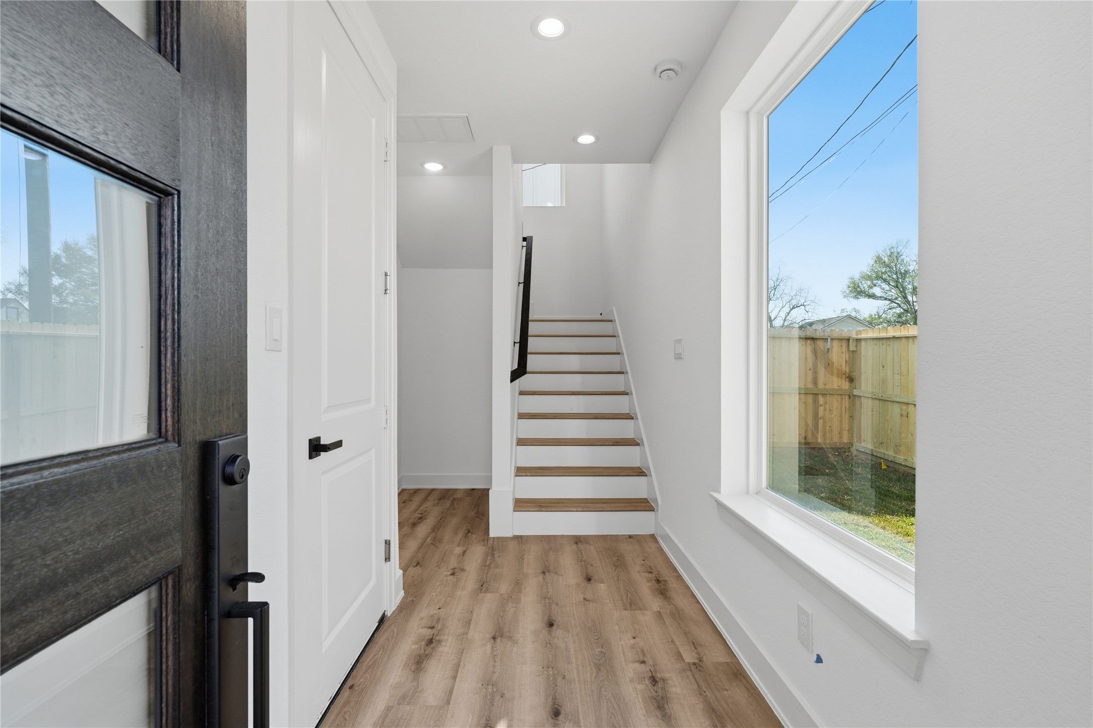 4336 Cosby Street Houston, TX 77021 - Photo 2 of 40